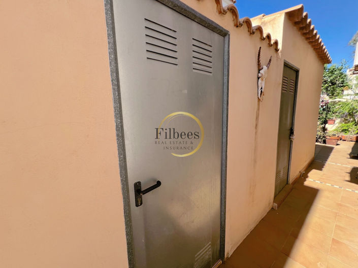 Image No.18-3 Bed House for sale