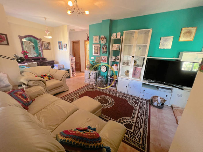 Image No.6-3 Bed House for sale