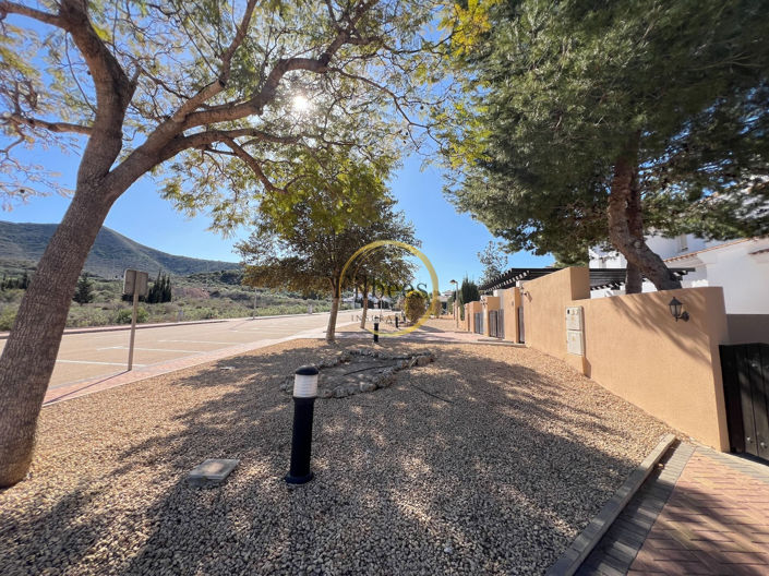 Image No.15-2 Bed Townhouse for sale