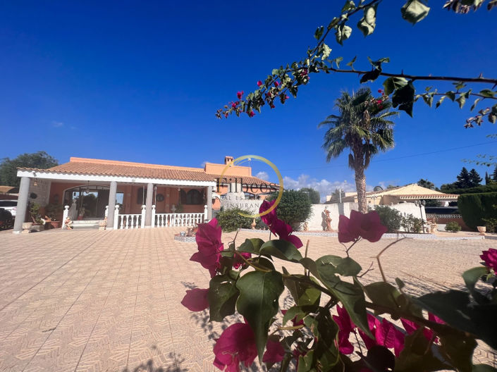 Image No.24-3 Bed Villa for sale