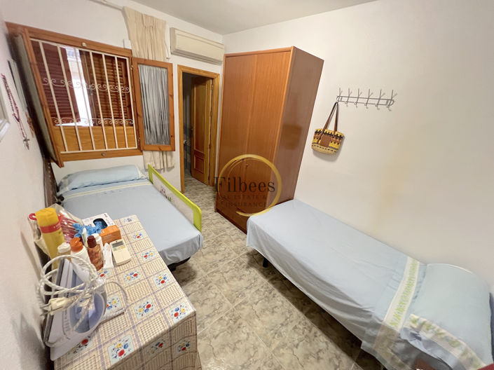 Image No.12-3 Bed Townhouse for sale