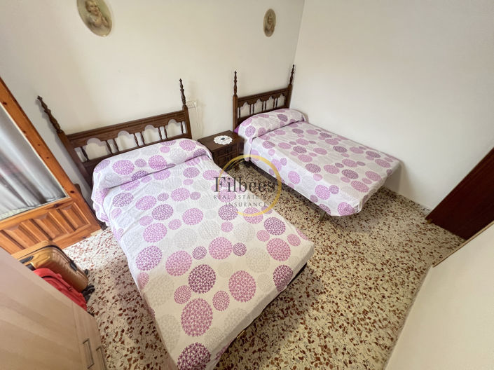 Image No.8-3 Bed Townhouse for sale