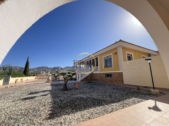 Image No.11-4 Bed Villa for sale