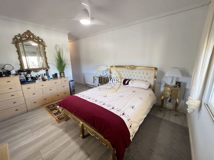 Image No.8-4 Bed Villa for sale