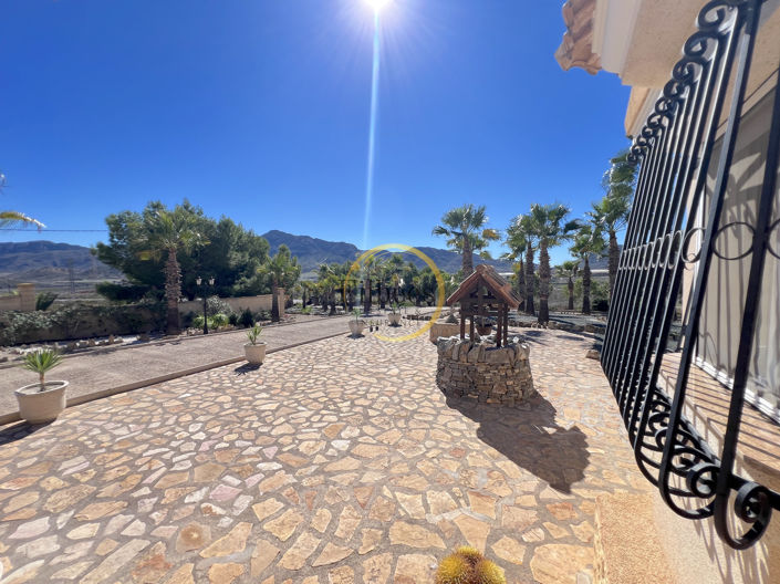 Image No.30-5 Bed Country House for sale