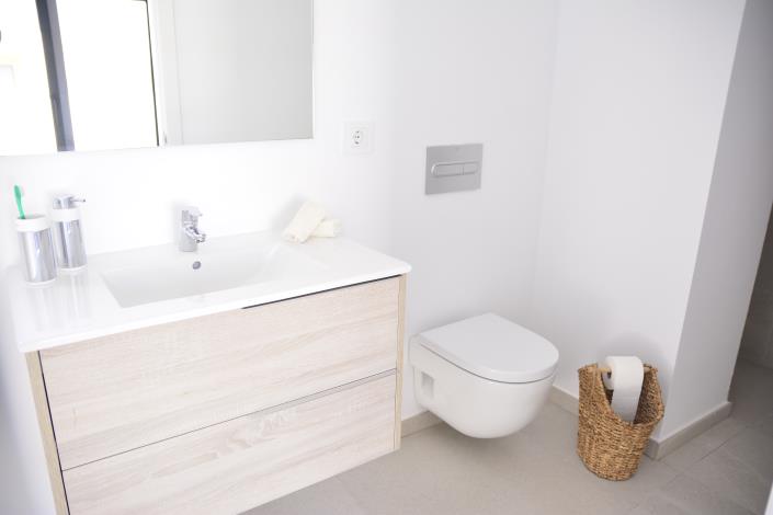 Image No.18-3 Bed Villa for sale