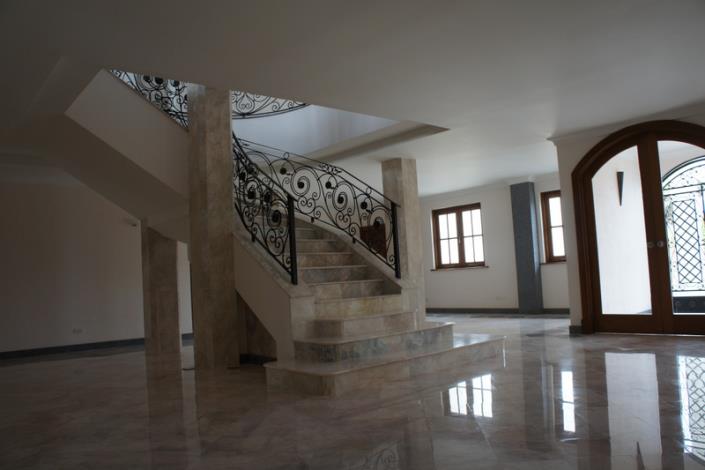Image No.5-10 Bed House/Villa for sale