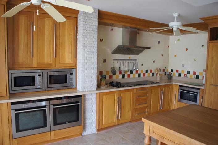 Image No.13-10 Bed House/Villa for sale