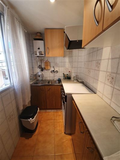 Image No.24-6 Bed Property for sale