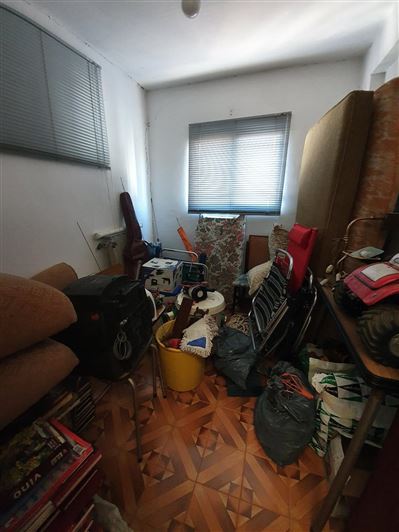 Image No.36-6 Bed Property for sale