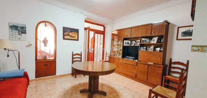 Image No.35-5 Bed Townhouse for sale