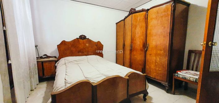 Image No.48-5 Bed Townhouse for sale