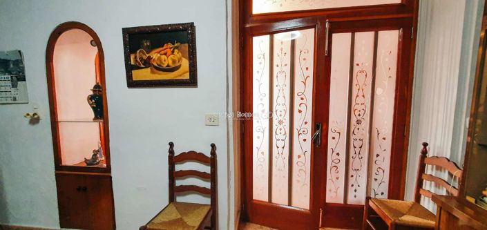 Image No.8-5 Bed Townhouse for sale