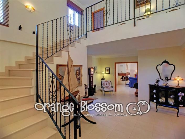 Image No.33-6 Bed Villa for sale