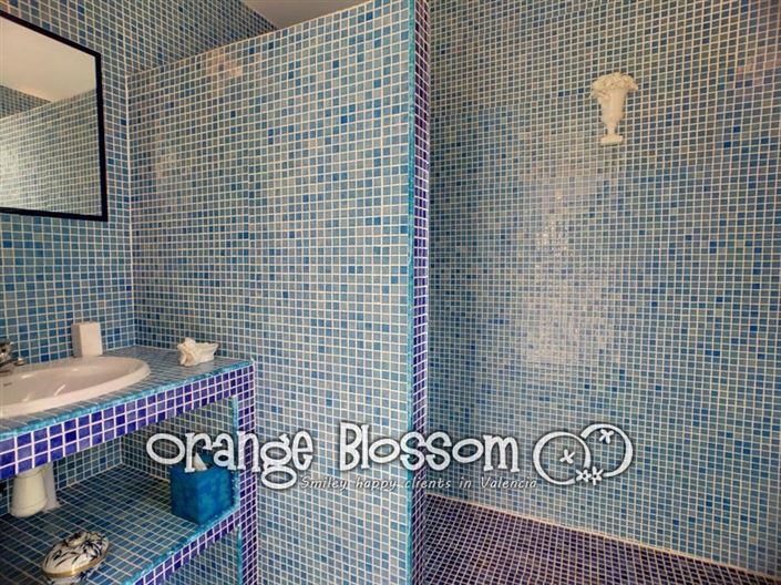 Image No.49-6 Bed Villa for sale