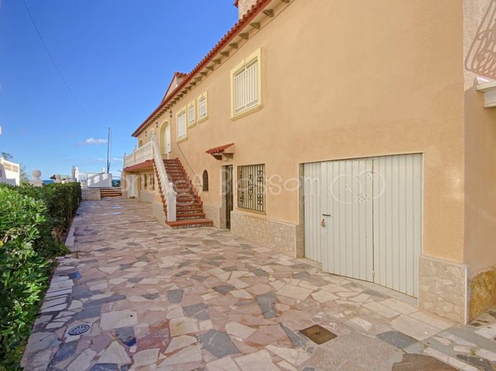 Image No.3-Chalet de 9 chambres à vendre à Denia