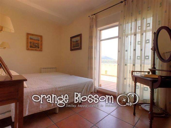 Image No.5-5 Bed Villa for sale