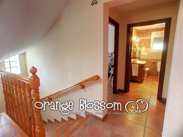 Image No.42-5 Bed Villa for sale