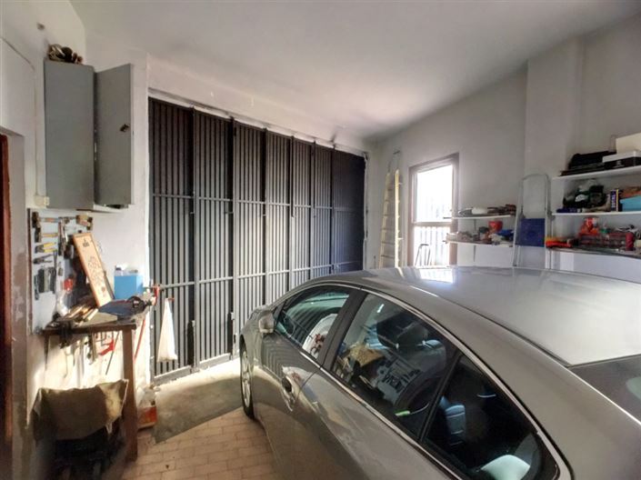 Image No.19-5 Bed Townhouse for sale