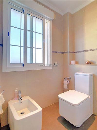 Image No.43-7 Bed Villa for sale