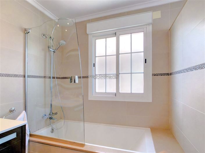 Image No.45-7 Bed Villa for sale