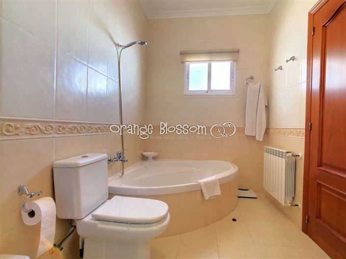 Image No.44-3 Bed Villa for sale