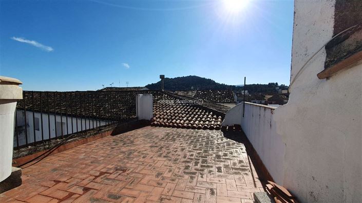 Image No.32-14 Bed Townhouse for sale