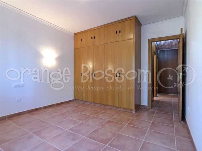 Image No.45-5 Bed Villa for sale