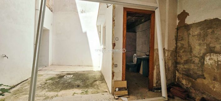 Image No.25-6 Bed Townhouse for sale