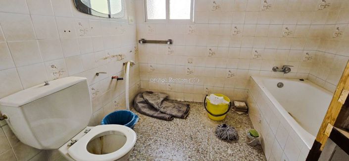 Image No.46-6 Bed Townhouse for sale