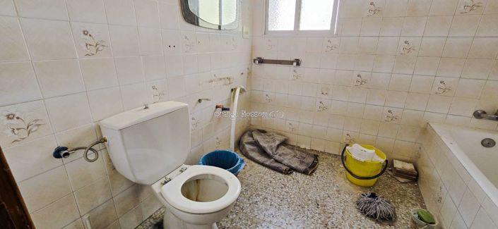 Image No.47-6 Bed Townhouse for sale