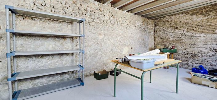 Image No.7-6 Bed Townhouse for sale