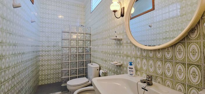 Image No.33-4 Bed Townhouse for sale