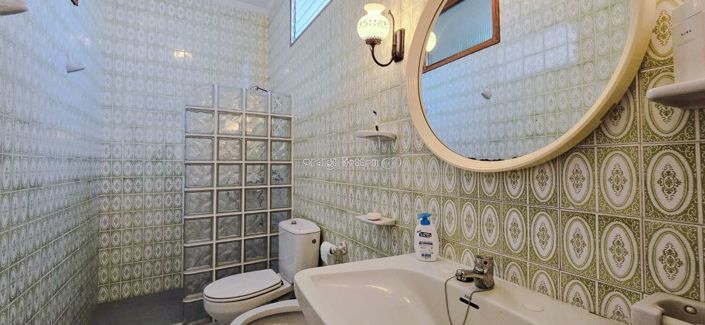 Image No.34-4 Bed Townhouse for sale