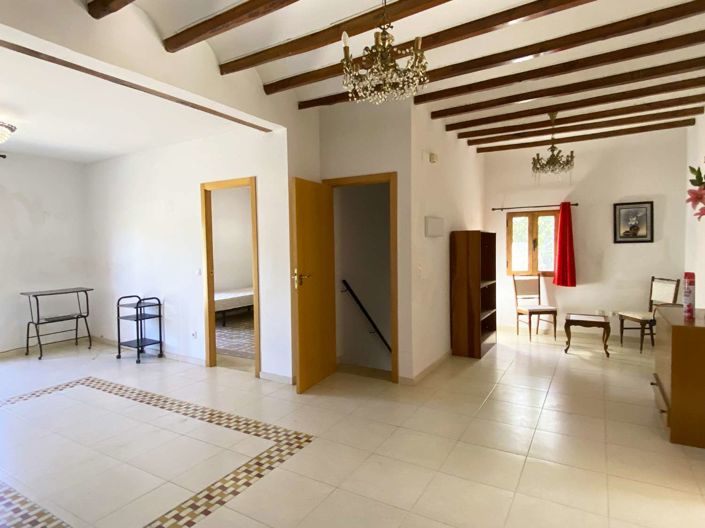 Image No.2-3 Bed Property for sale