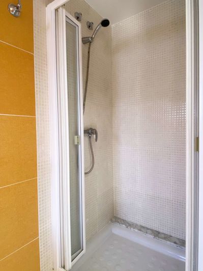 Image No.9-3 Bed Property for sale