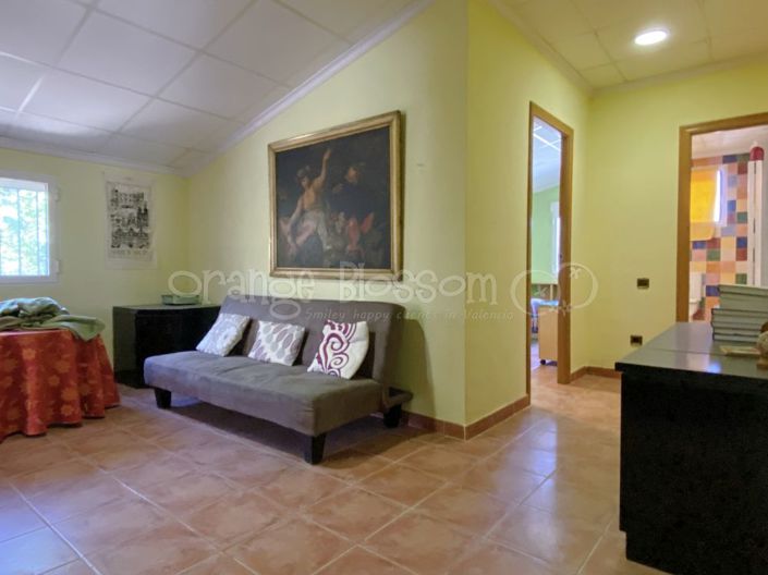 Image No.26-7 Bed Villa for sale