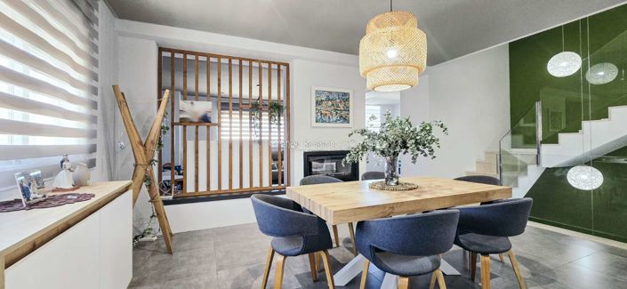 Image No.15-4 Bed Property for sale