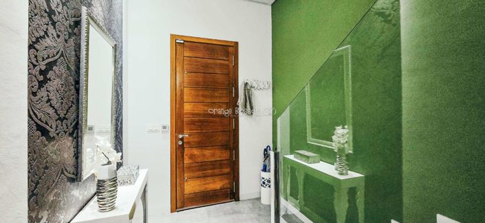 Image No.6-4 Bed Property for sale