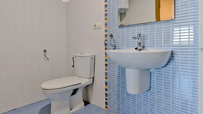 Image No.23-2 Bed Apartment for sale