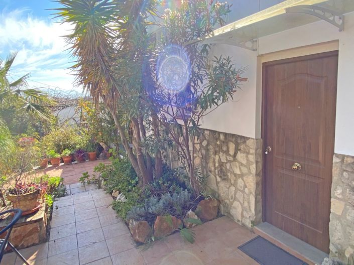 Image No.32-9 Bed Villa for sale