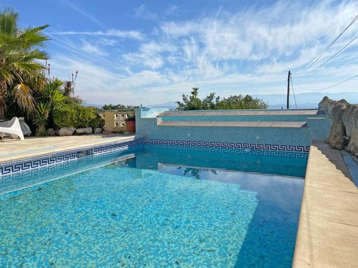 Image No.44-9 Bed Villa for sale