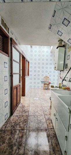 Image No.20-4 Bed Townhouse for sale