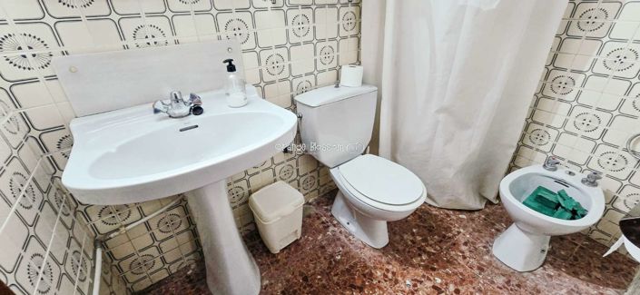 Image No.27-4 Bed Townhouse for sale