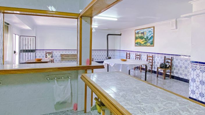 Image No.28-3 Bed Villa for sale