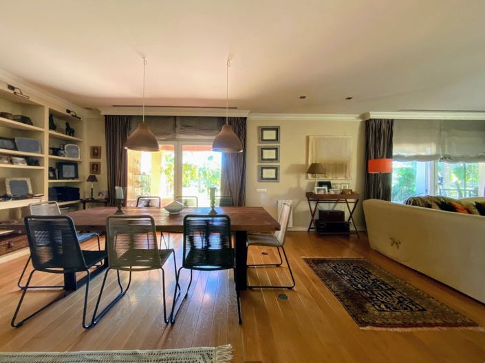 Image No.25-5 Bed Villa for sale