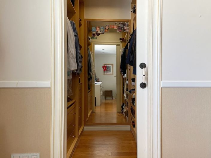 Image No.47-5 Bed Villa for sale