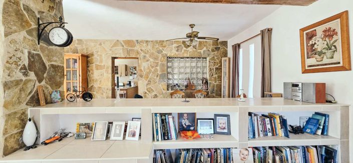 Image No.31-4 Bed Villa for sale