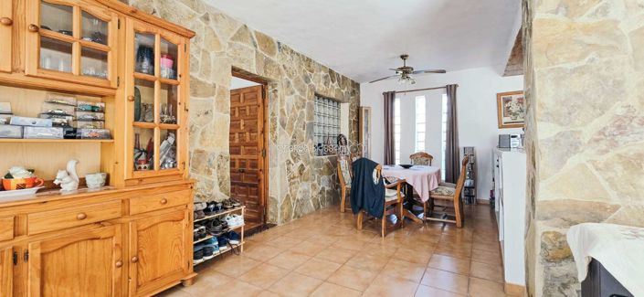 Image No.37-4 Bed Villa for sale