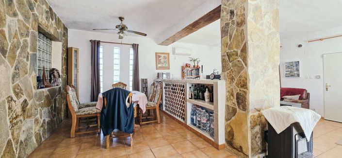 Image No.38-4 Bed Villa for sale